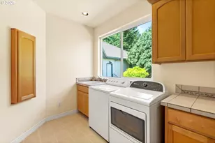 30525 NE Canter Ln, Sherwood, OR 97140 - Photo 33