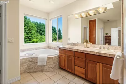 30525 NE Canter Ln, Sherwood, OR 97140 - Photo 21