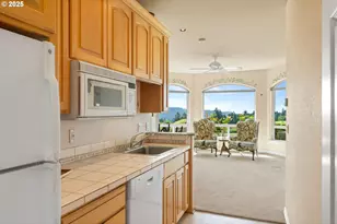 30525 NE Canter Ln, Sherwood, OR 97140 - Photo 27