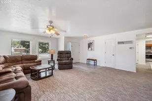 3333 Pennsylvania St, Longview, WA 98632 - Photo 7