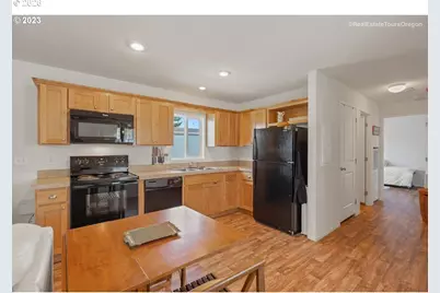 4155 NE Three Mile Ln #81, McMinnville, OR 97128 - Photo 11