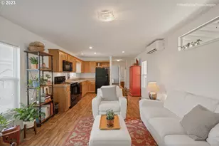 4155 NE Three Mile Ln, McMinnville, OR 97128 - Photo 5