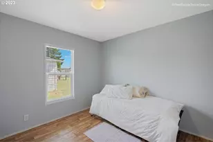 4155 NE Three Mile Ln, McMinnville, OR 97128 - Photo 19