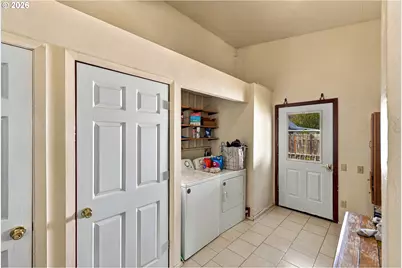 63627 N Olive Rd, Coos Bay, OR 97420 - Photo 23