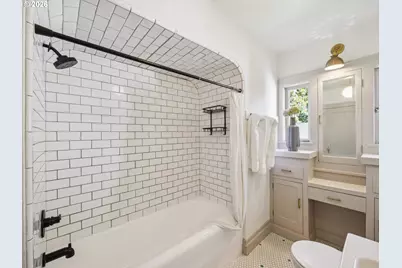 4366 NE 33rd Ave, Portland, OR 97211 - Photo 35