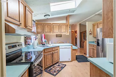 1065 6th St, Gervais, OR 97026 - Photo 11