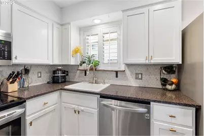 3540 Royal Crest Dr, The Dalles, OR 97058 - Photo 13