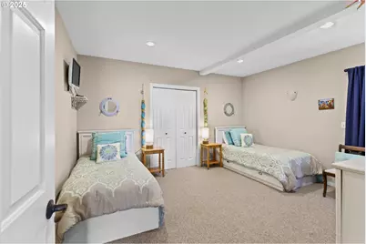 238 SW 27th St, Newport, OR 97365 - Photo 19