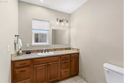 238 SW 27th St, Newport, OR 97365 - Photo 21