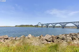 238 SW 27th St, Newport, OR 97365 - Photo 31