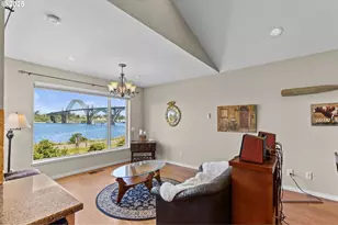 238 SW 27th St, Newport, OR 97365 - Photo 5