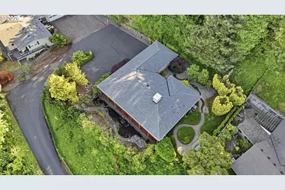 2109 NW Couch St, Camas, WA 98607 - Photo 35