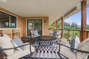 2109 NW Couch St, Camas, WA 98607 - Photo 9