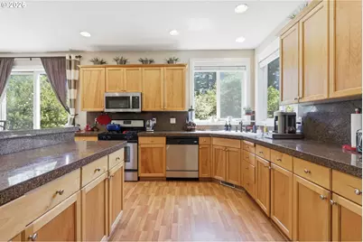 3817 NE 93rd St, Vancouver, WA 98665 - Photo 9