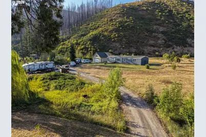 52443 McKenzie Hwy, Blue River, OR 97413 - Photo 1