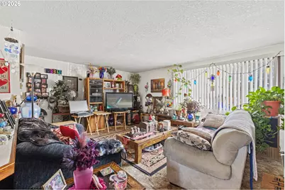 401 S Marple St, Coos Bay, OR 97420 - Photo 11