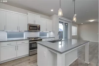 3943 SE Centifolia Ave, Hillsboro, OR 97129 - Photo 9