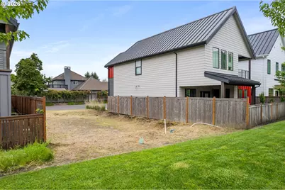1921 Elkhorn Dr, Eugene, OR 97408 - Photo 5