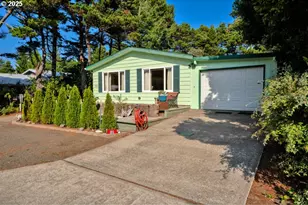 1601 Rhododendron Dr, Florence, OR 97439 - Photo 3