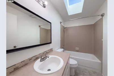 5810 NW Landing Dr, Portland, OR 97229 - Photo 11