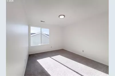 5810 NW Landing Dr, Portland, OR 97229 - Photo 9
