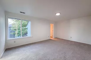 5810 NW Landing Dr, Portland, OR 97229 - Photo 15