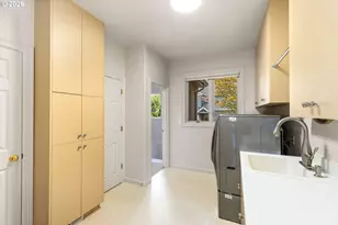 3319 NW Spencer St, Portland, OR 97229 - Photo 21