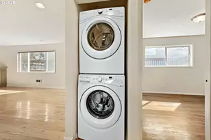 137 SE 73rd Ave, Portland, OR 97215 - Photo 17