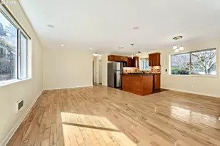 137 SE 73rd Ave, Portland, OR 97215 - Photo 7