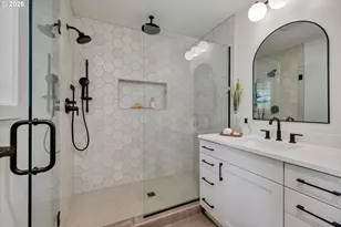 8560 SW Gayle Ln, Portland, OR 97225 - Photo 19
