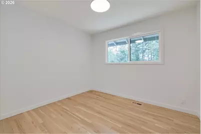 8560 SW Gayle Ln, Portland, OR 97225 - Photo 23