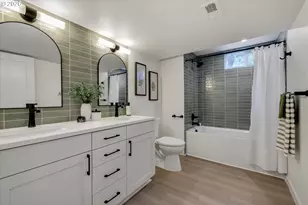 8560 SW Gayle Ln, Portland, OR 97225 - Photo 31