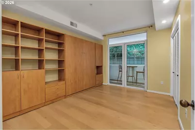 2445 NW Westover Rd #209, Portland, OR 97210 - Photo 17