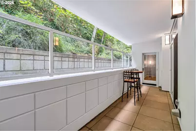 2445 NW Westover Rd #209, Portland, OR 97210 - Photo 27