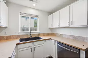 5754 Orchid Ln, Springfield, OR 97478 - Photo 11