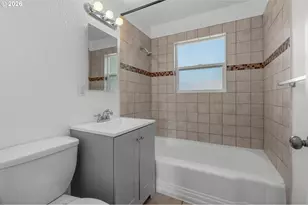 1745 SE 176th Ave, Portland, OR 97233 - Photo 23