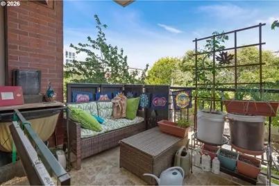 1030 NW Johnson St #219, Portland, OR 97209 - Photo 11