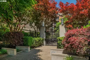 1030 NW Johnson St, Portland, OR 97209 - Photo 21