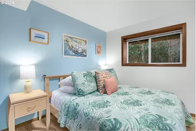 1535 NW Hurbert St, Newport, OR 97365 - Photo 33