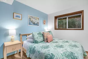 1535 NW Hurbert St, Newport, OR 97365 - Photo 33