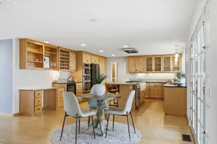 2693 Cupola Dr, Eugene, OR 97403 - Photo 13