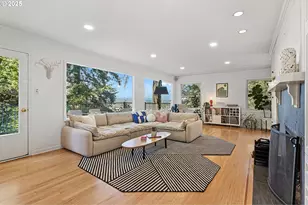 3227 NW Luray Terrace, Portland, OR 97210 - Photo 3