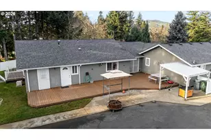 369 Upper Camp Loop Rd, Roseburg, OR 97470 - Photo 3