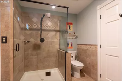 107 Garibaldi St, Lake Oswego, OR 97035 - Photo 29