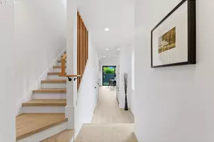 9261 SW 1st Ave, Portland, OR 97219 - Photo 5