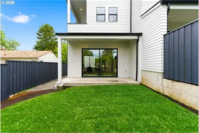 9261 SW 1st Ave, Portland, OR 97219 - Photo 29