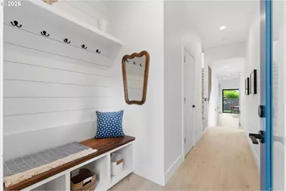 9261 SW 1st Ave, Portland, OR 97219 - Photo 5