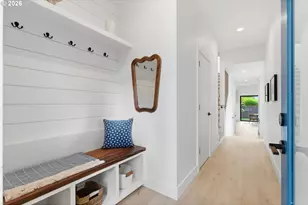 9261 SW 1st Ave, Portland, OR 97219 - Photo 5