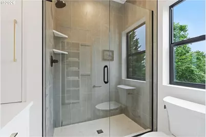 9261 SW 1st Ave, Portland, OR 97219 - Photo 23