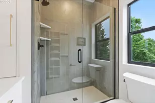 9261 SW 1st Ave, Portland, OR 97219 - Photo 23